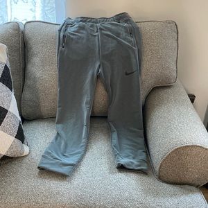 Nike sweatpants loose